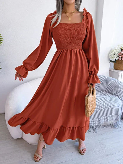LP | Long-sleeved dress.