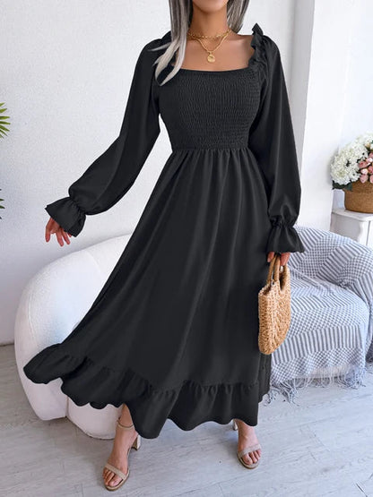 LP | Long-sleeved dress.