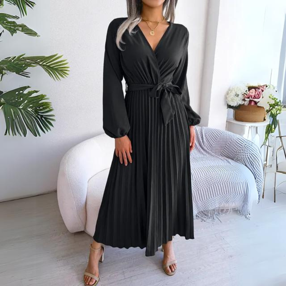 LP | Elegant dress with fabric belt