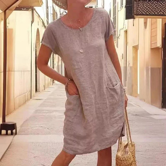 LP | Elegant women's dress with round neckline