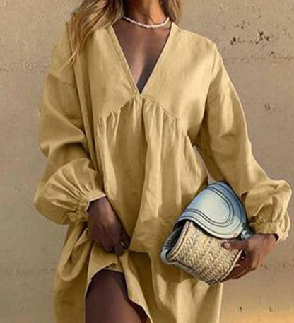LP | Casual V-neck dress with pleated lantern sleeves
