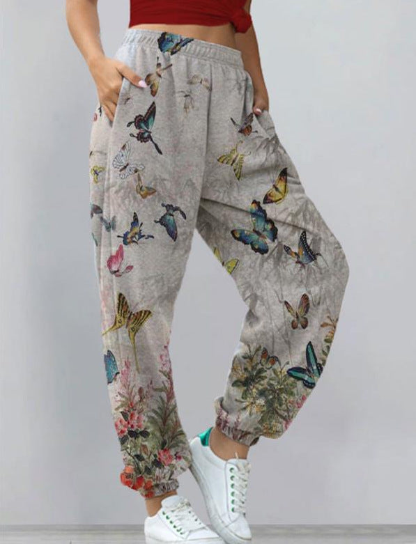 Printed pants chic and elegant