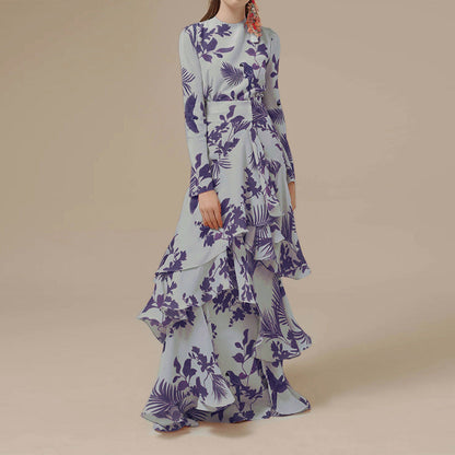LP | Fashionable dress with ruffles