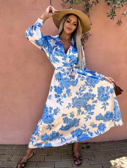 Fashionable and timeless Dress
