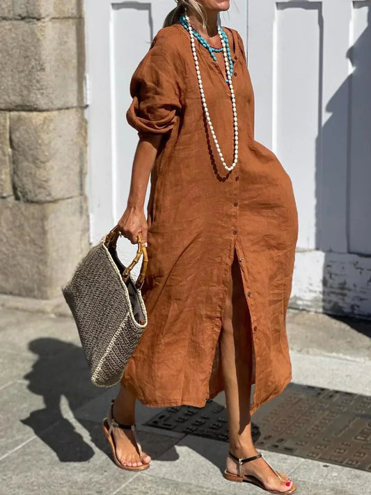 LP | Dress made of cotton, linen and simple buttons.