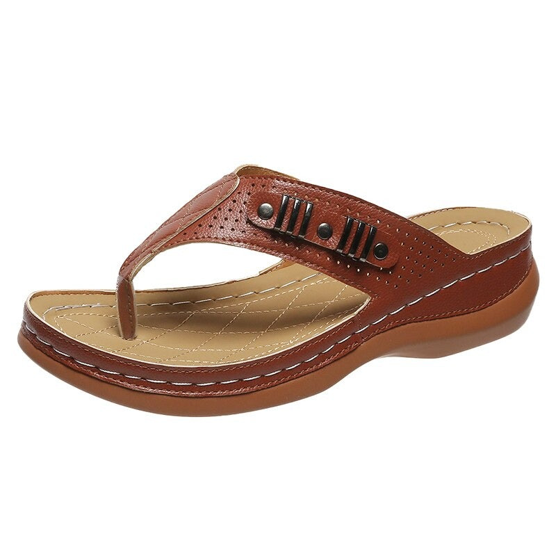 LP | Modern, lightweight sandals