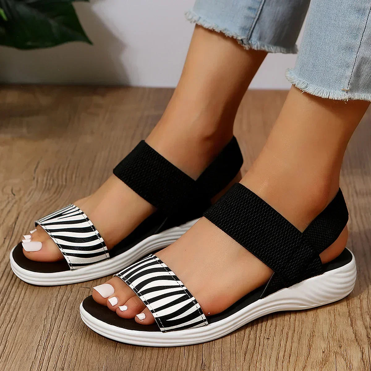 Linda® | Comfortable and practical sandals