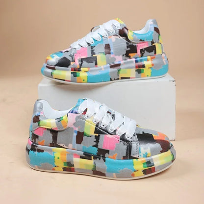 LP | Lively graffiti-style sneakers