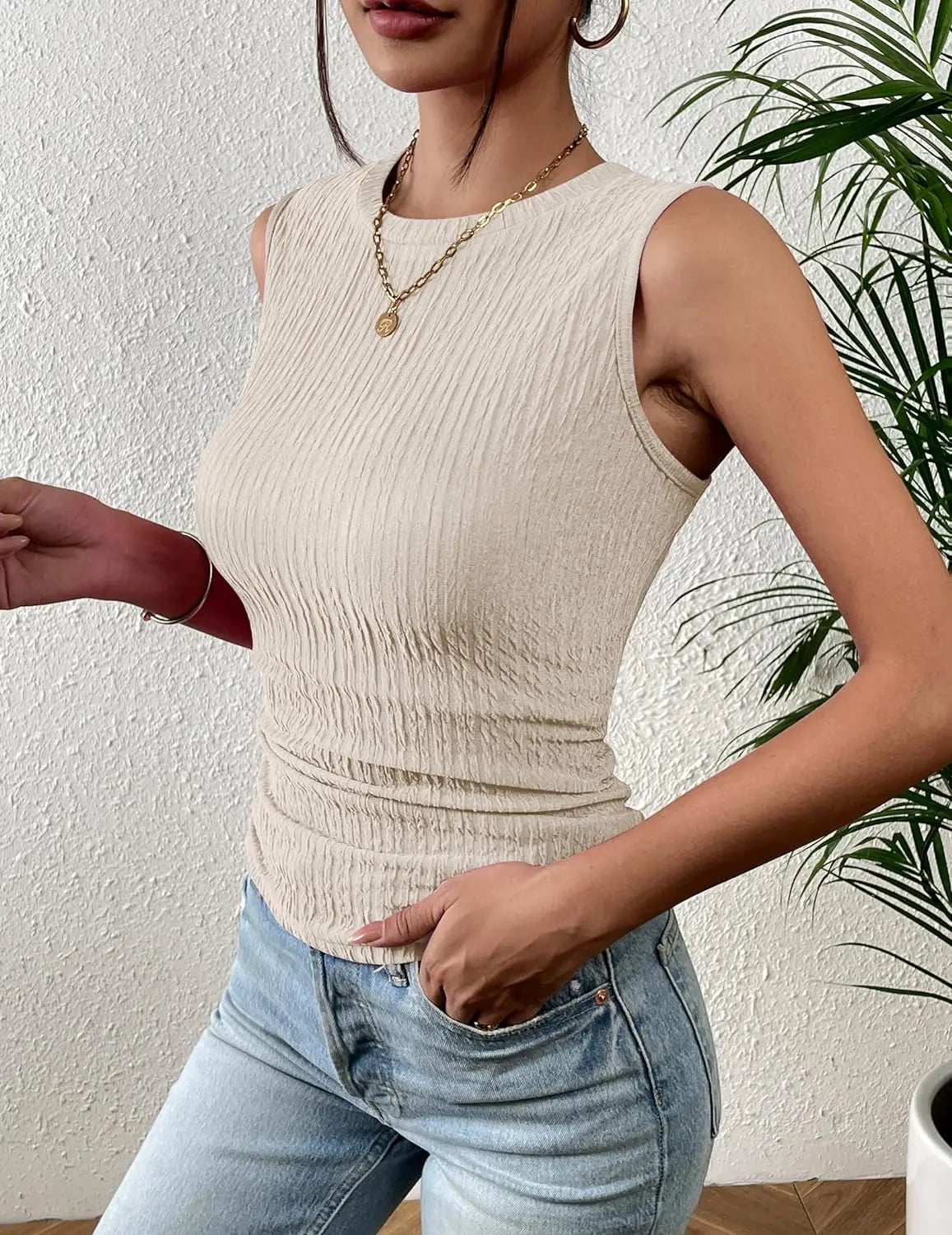 LP | Modern and versatile generic tank top