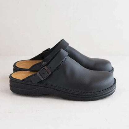LP | Generic fashionable and minimalist shoes