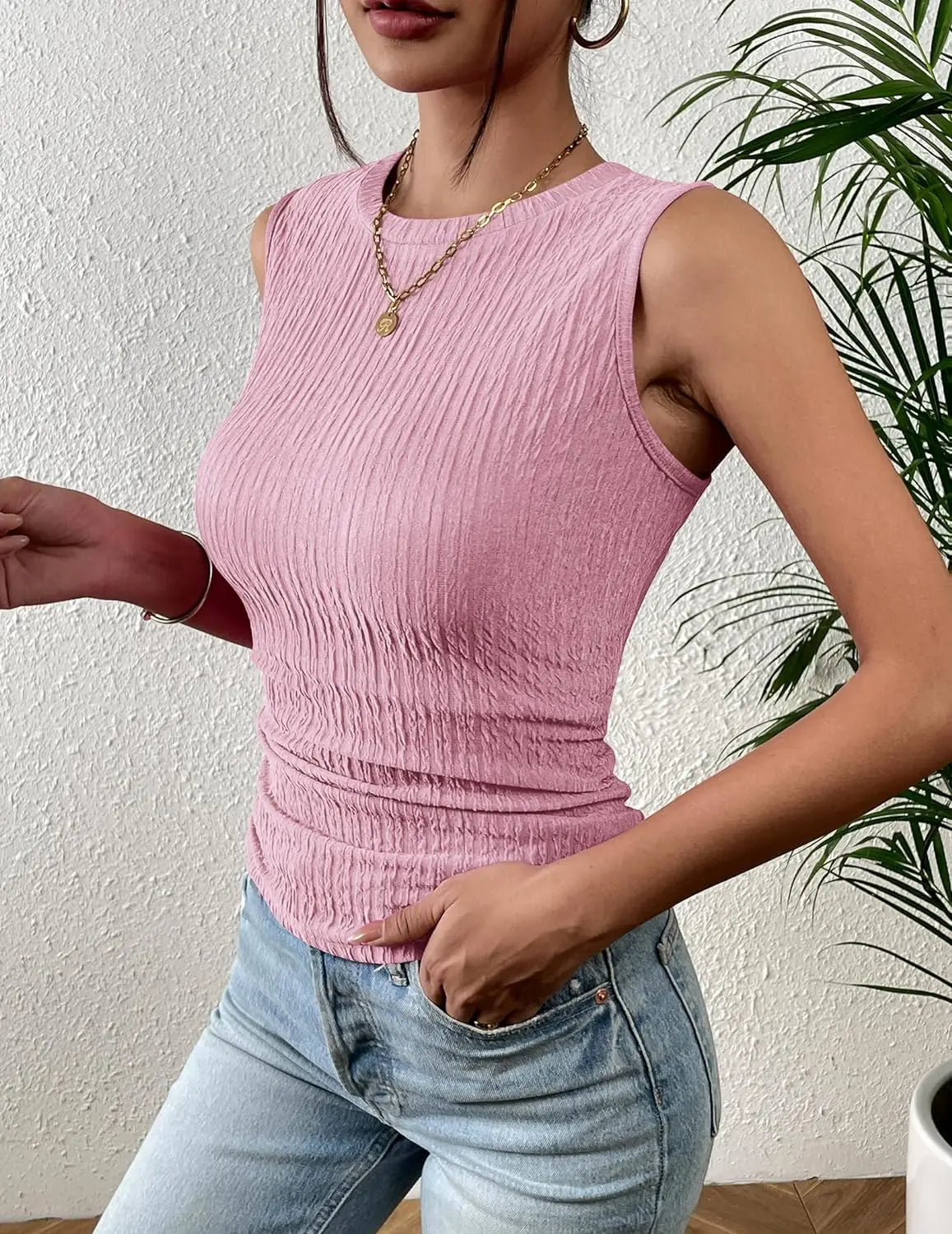 LP | Modern and versatile generic tank top