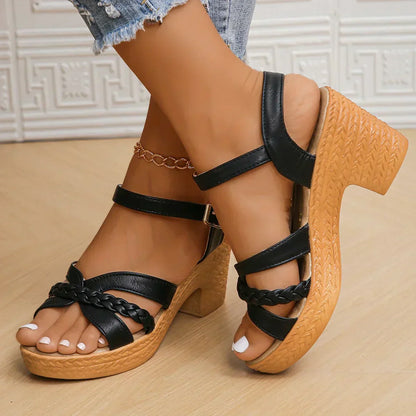 LP | Light and airy summer sandals
