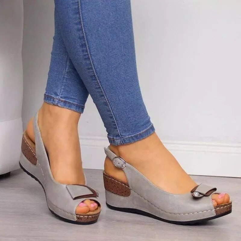LP | Orthopedic sandals with support insole