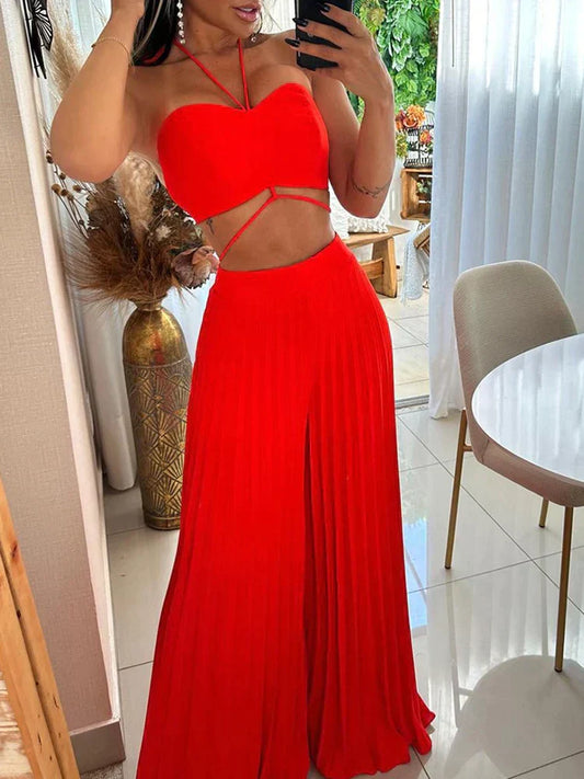 Laarnie - Seductive red top and pleated wide-leg pants