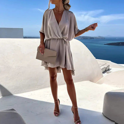 LP | V-neck dress with half-length sleeves