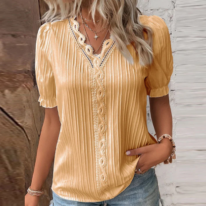 LP | Feminine and cozy blouse