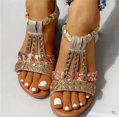 LP | Casual and fashionable generic sandals