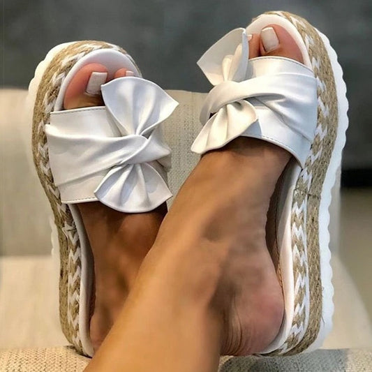 SCARLET | Trendy summer sandals with bow