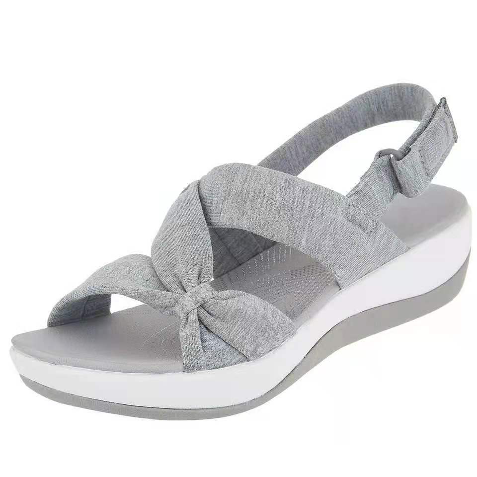 LP | generic casual-and-fashionable sandals
