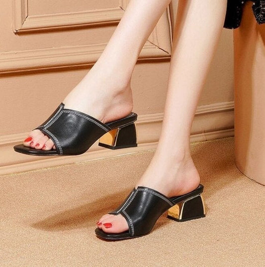 LP | Luxurious and cool sandals