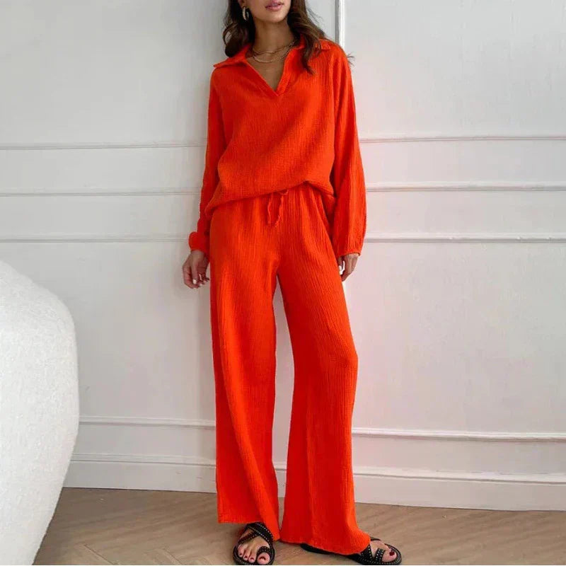 Two-piece ensemble consisting of top and pants-casual and wide-cut