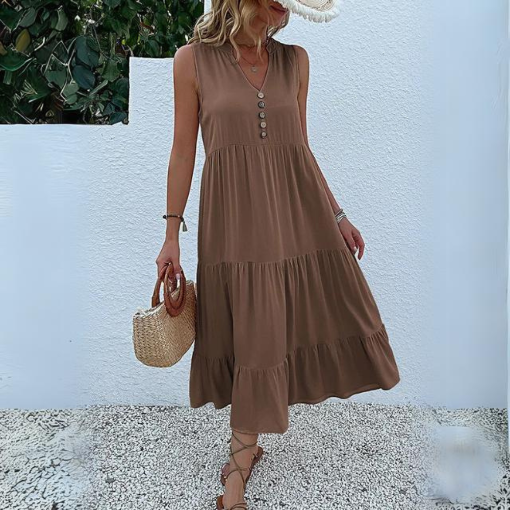 LP | Dress with buttons and ruffles