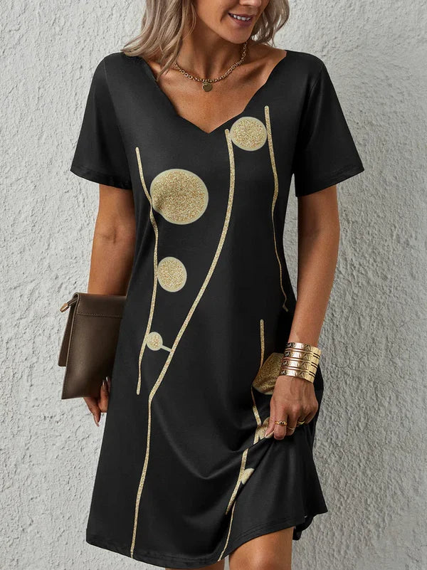LP | Casual knit dress with v-neck and short sleeves