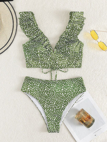 Waisted and airy bikini