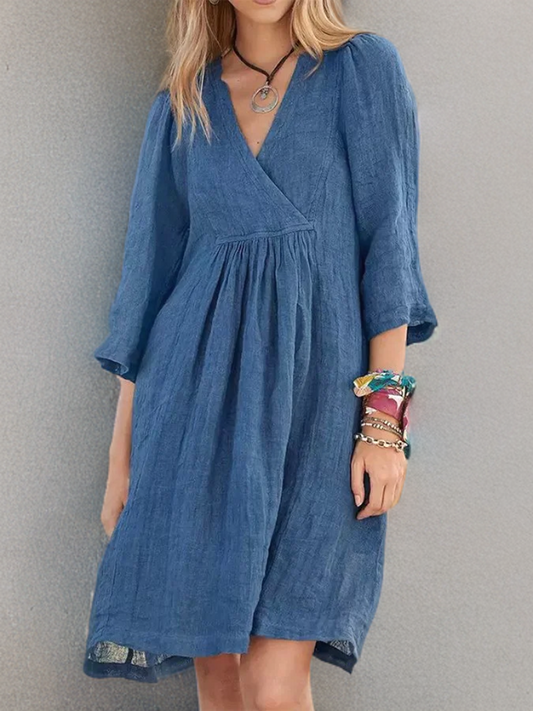 LP | Cotton and linen dress with pleats.