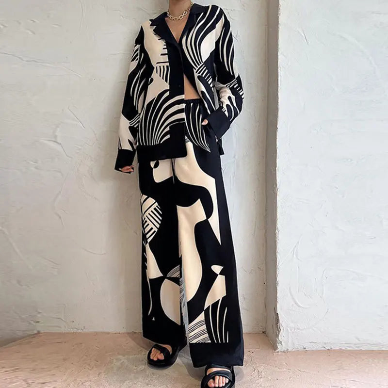 Philippa - Long-sleeved top and baggy pants