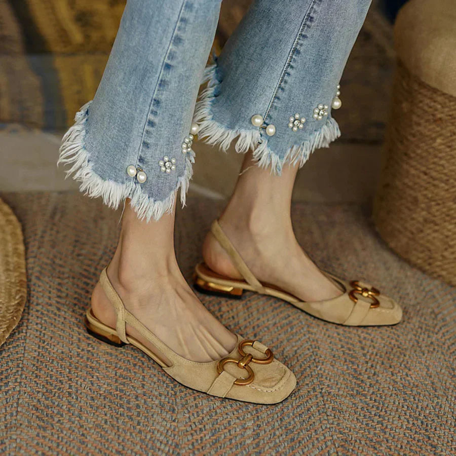 LP | Elegant and effortless summer sandals