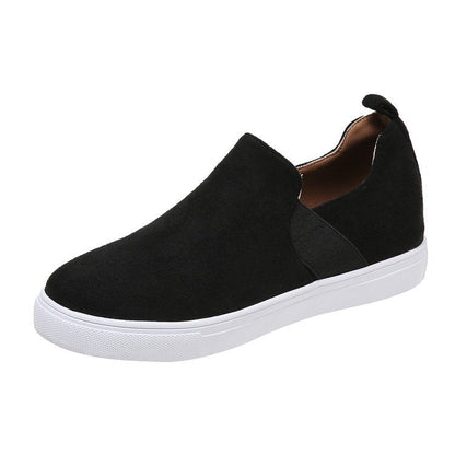 LP | Lightweight and playful sneakers