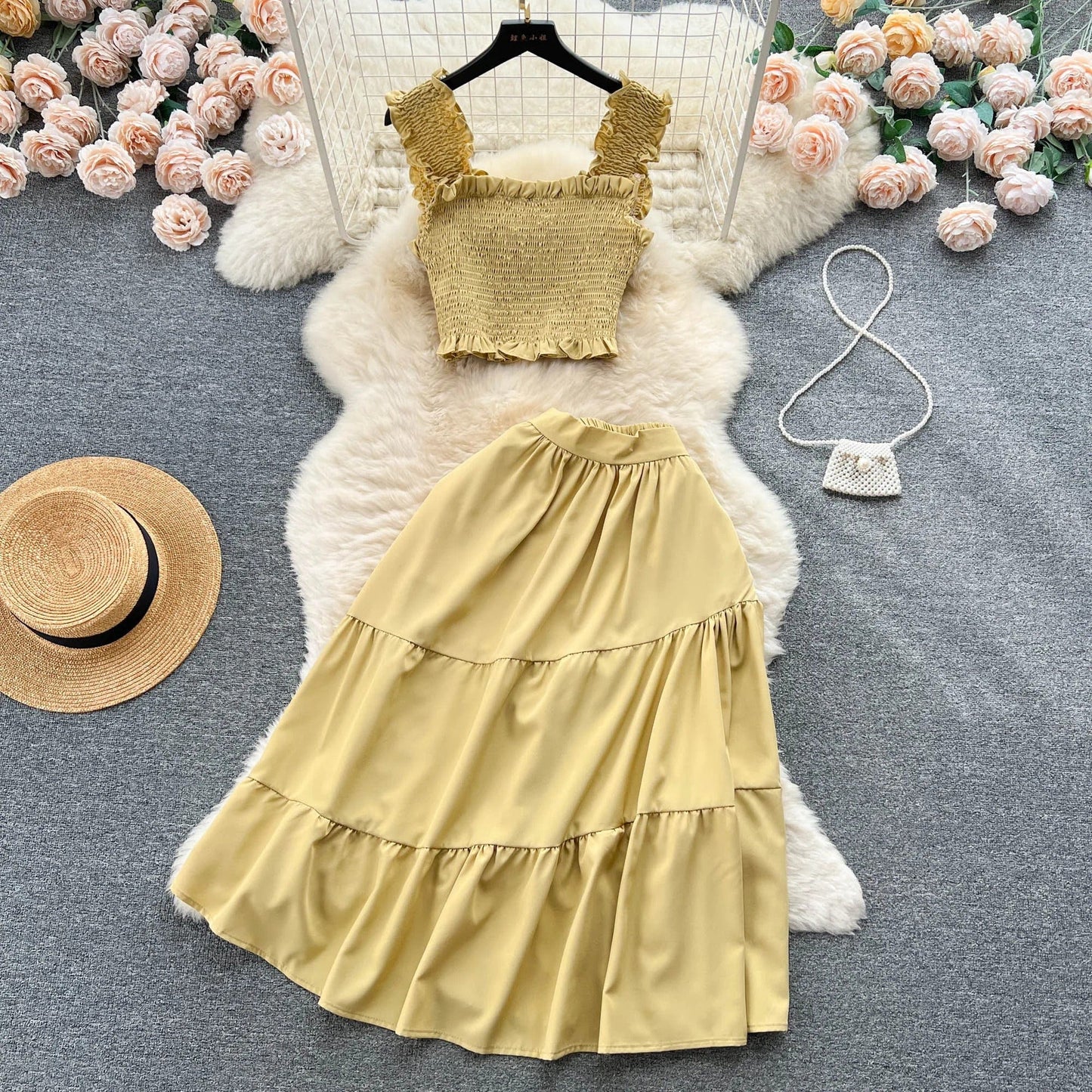 LP | Sleeveless pleated top and skirt set