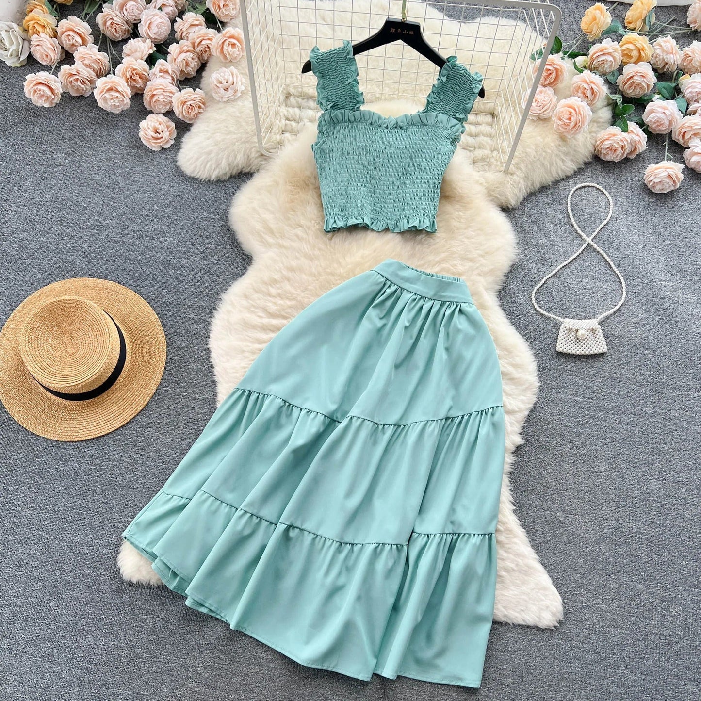 LP | Sleeveless pleated top and skirt set
