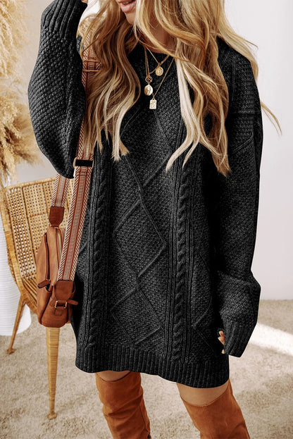 LP | Women's dress with round neckline and darts