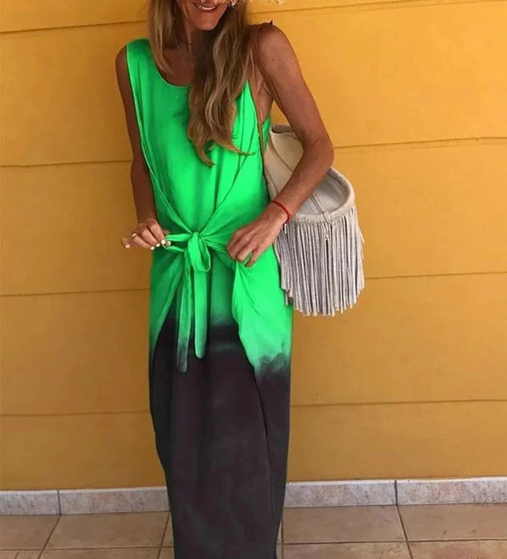 Stylish two-tone sleeveless dress