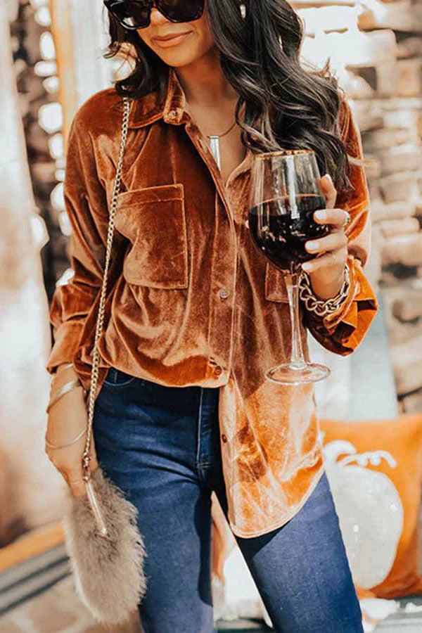 LP | Velvet blouse with button closure and pockets