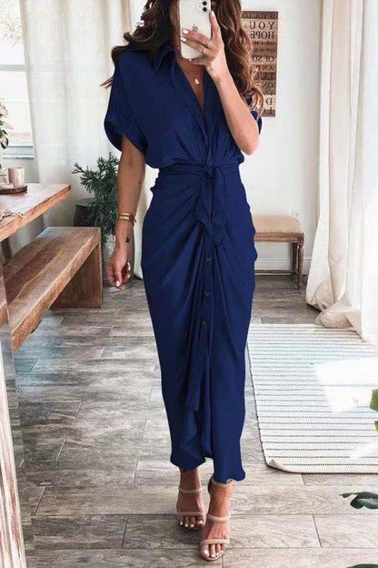 LP | Beautiful satin dress with buttons and veil