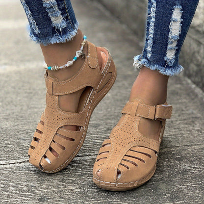 LP | Classic and Elegant Sandals