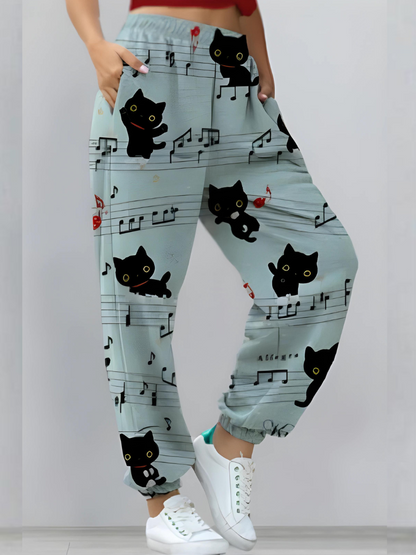 Printed pants chic and elegant
