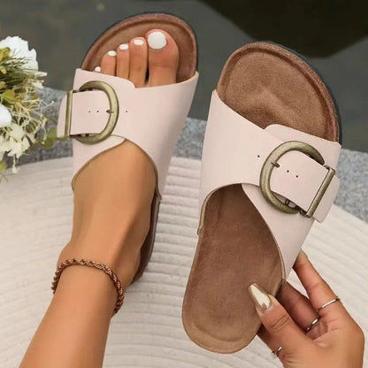 Layla® | Women's sandals with large buckle