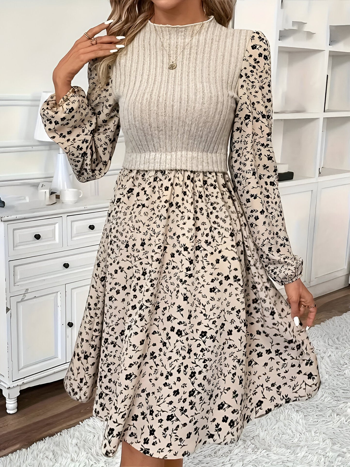 LP | Elegant 2-in-1 dress with floral pattern