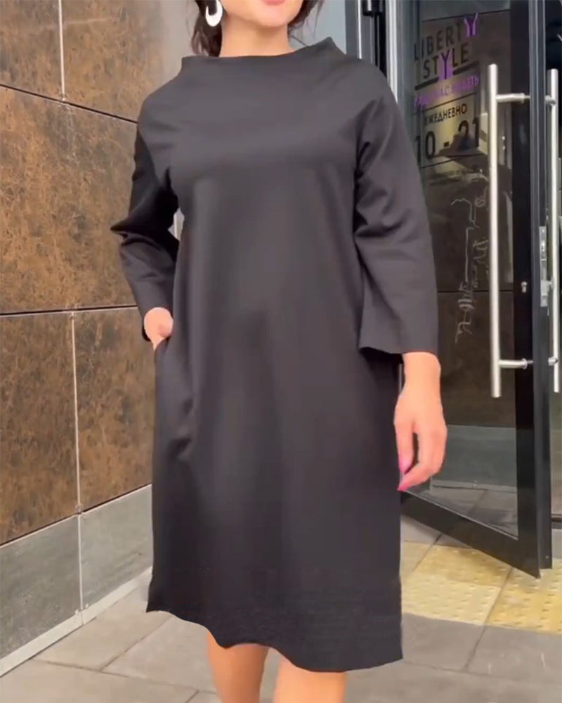 LP | Solid-color fitted dress