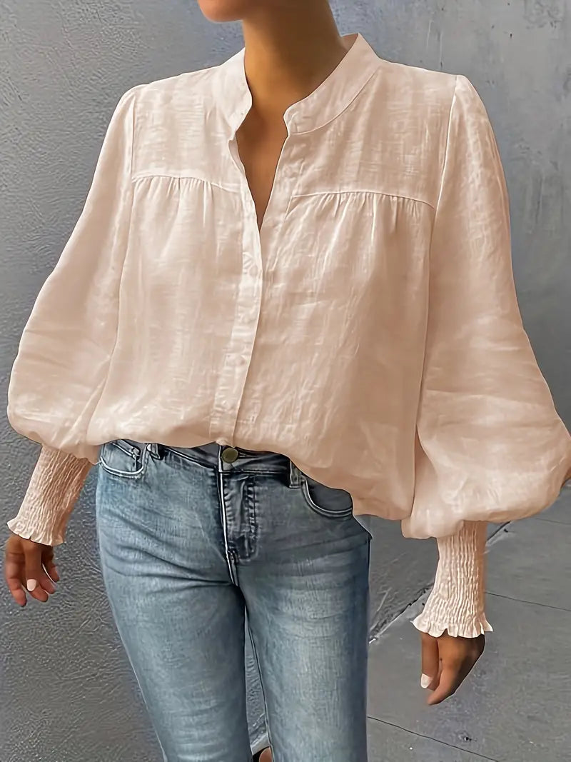 LP | Elegant blouse with lantern sleeves