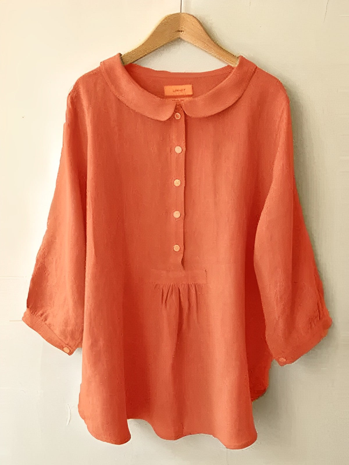 Dana | Comfortable button-down blouse for women