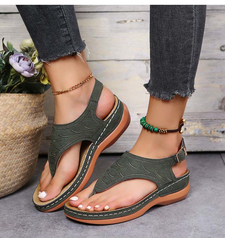 Irene® | Romanza Elegant wedge sandals for summer's beach look