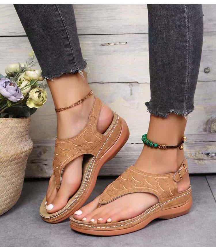 Irene® | Romanza Elegant wedge sandals for summer's beach look