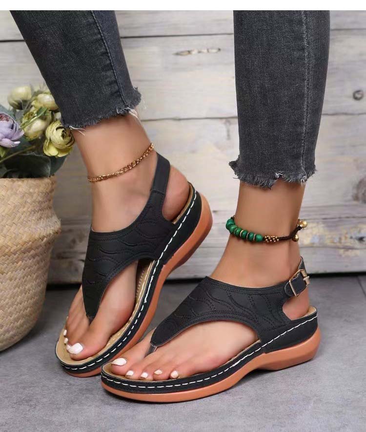 Irene® | Romanza Elegant wedge sandals for summer's beach look