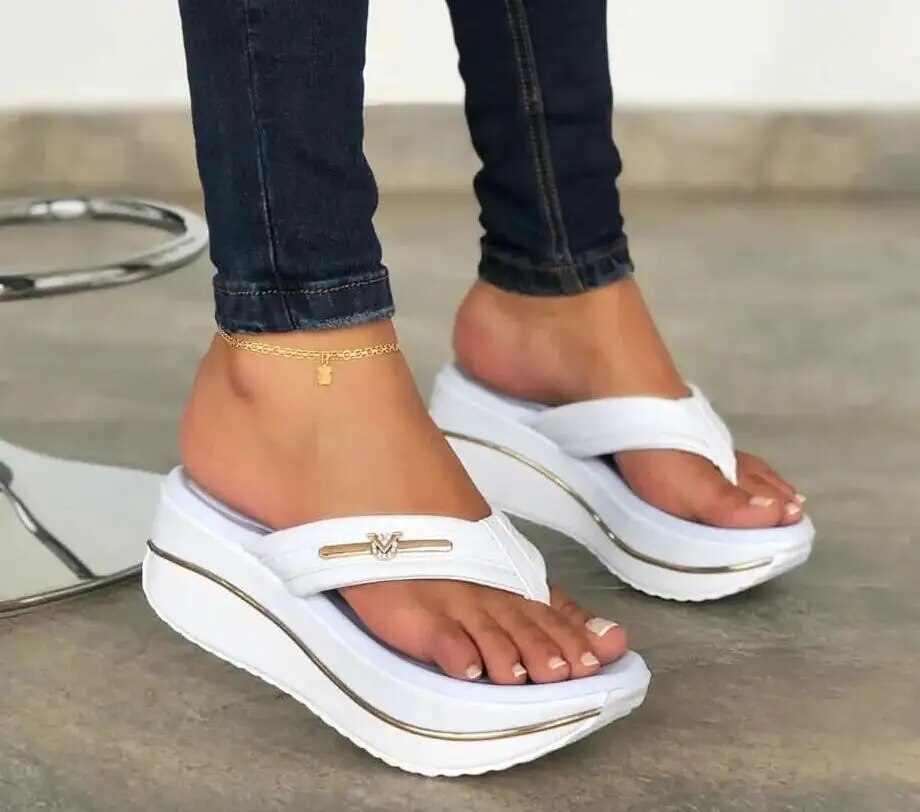 Yara® | Elegant wedge sandals for women