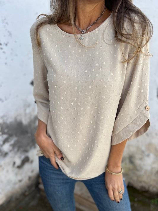 LP | Elegant half-sleeve cotton top